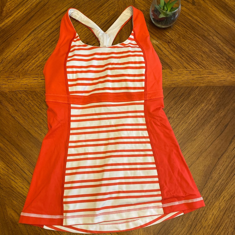 EUC Lululemon Tank Sz 4